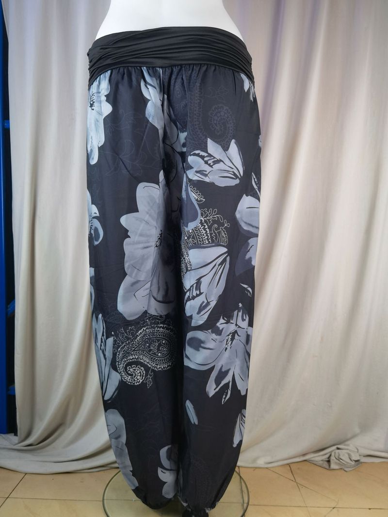 Plus Size Boho Pants, Women's Plus Floral Print Ruched Low Waist Loose Comfy Harem Pants_voghion.com