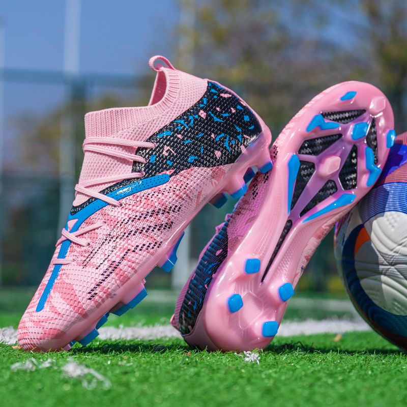 Zushunda promuove principalmente scarpe da calcio per ragazzi. Si preferiscono ordini all'ingrosso_voghion.com