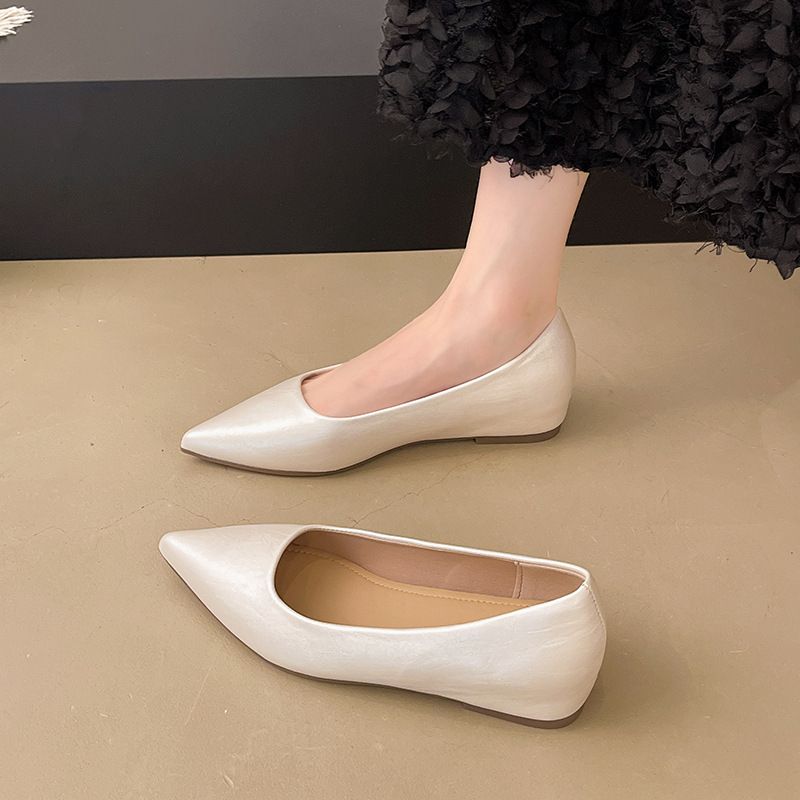 Scarpe basse a punta con aumento dell'altezza interna, scarpe da donna leggere, scarpe versatili da pendolare, primavera e autunno francesi_voghion.com