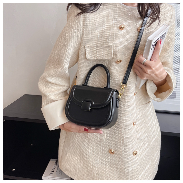 Women's bag summer fashion women's bag wholesale versatile niche design temperament armpit bag_voghion.com