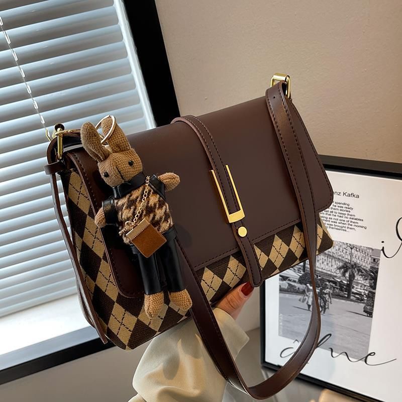 Fashion Large Capacity 2024 New Women's Korean Summer Niche High-Quality Texture Ladies Shoulder Crossbody Bag_voghion.com
