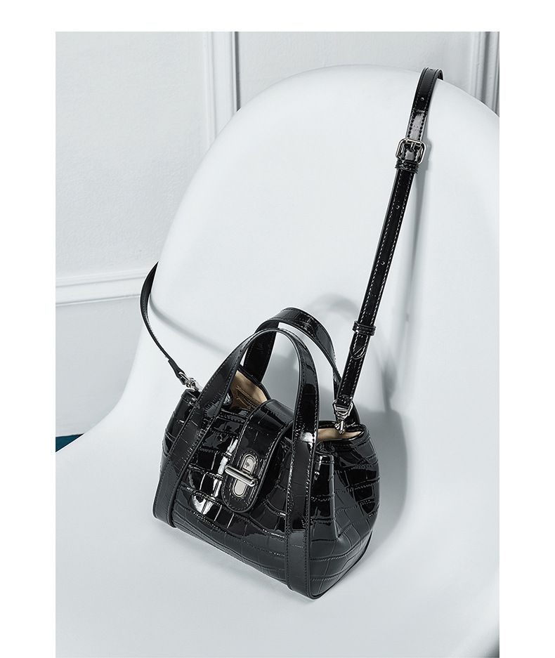 Genuine Leather Women's Bag Commuter Messenger Bag Crocodile Pattern Light Luxury Niche High End Vegetable Basket Tote Bag_voghion.com