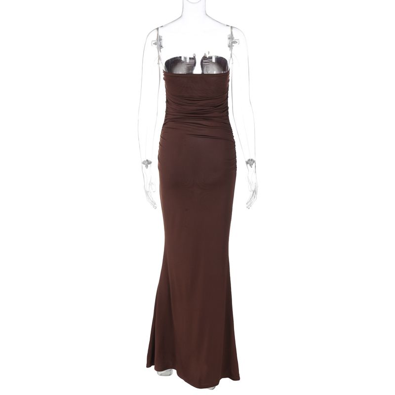 Heiße Selg-Kleidung in Europa und Amerika Herbst und Winter 2024, neues sexy trägerloses Plissee-Hüftkleid mit U-Ausschnitt, Großhandel_voghion.com