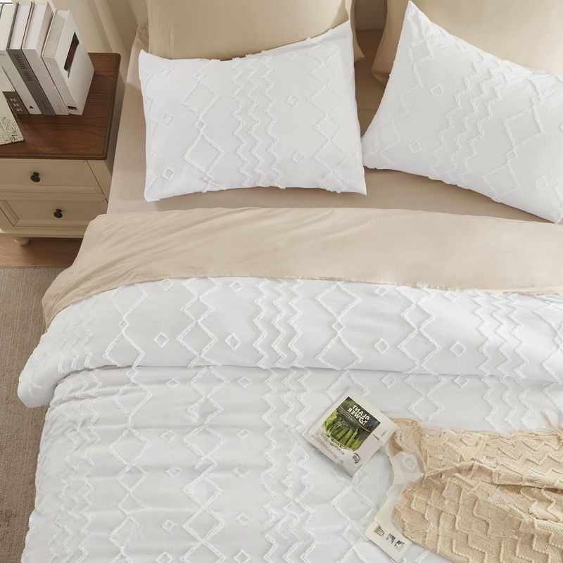 Quilt Set White Diamond Wave Tufted Cut Flower Fat Quilt Core Chemical Fiber Quilt Quilt Three Piece Set_voghion.com
