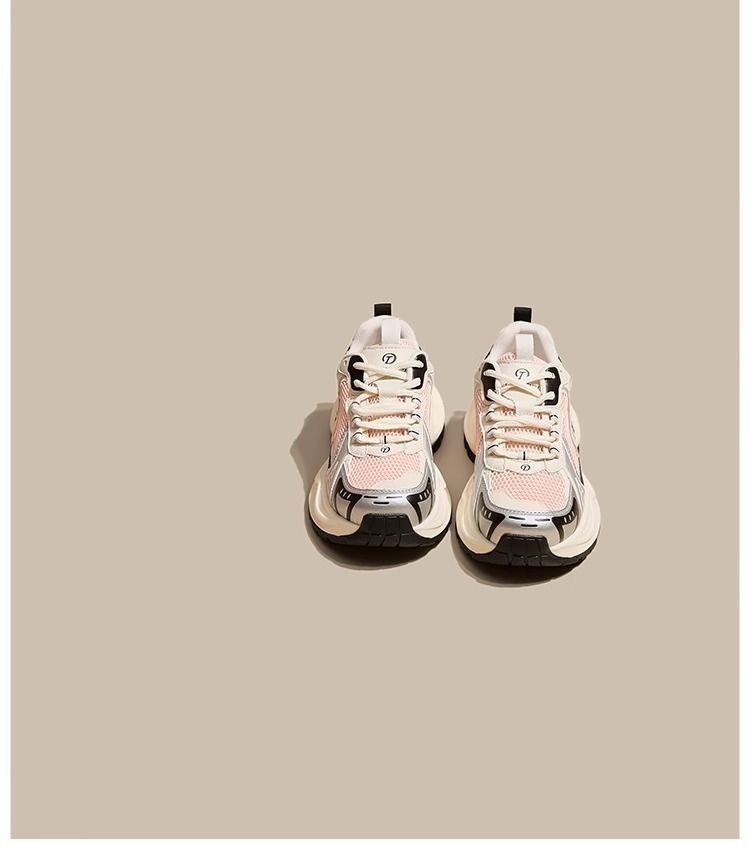 2024 Primavera Cuatro Estaciones Zapatos de papá Muestran Zapatos de papá pequeños Aumento de altura de mujer Fondo grueso Pequeños blancos Deportes Ocio Fresco Forrest Gump_voghion.com