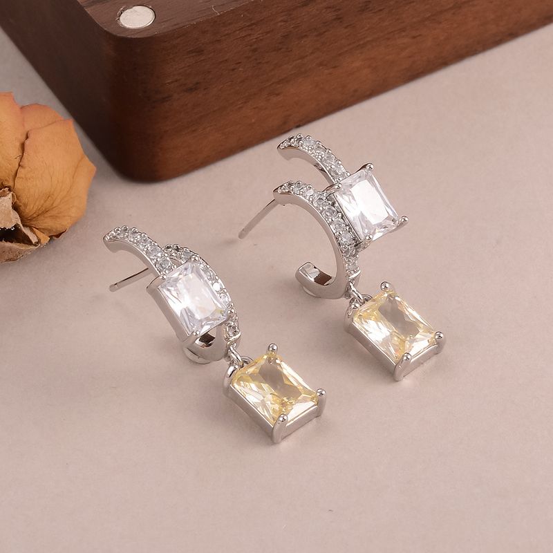 Fashion Light Luxury Zirconium Inlaid Diamond Earrings High End Temperament Double C Light Luxury Earrings Light Luxury High End Summer Earrings_voghion.com