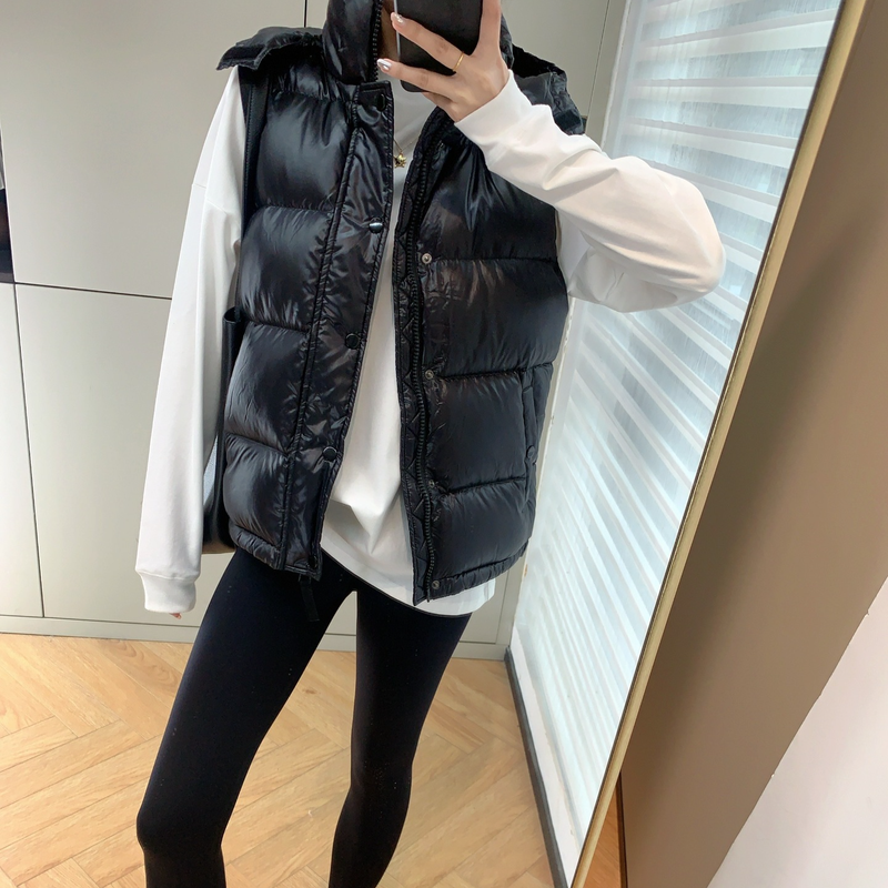 Women's Puffer Down Vest With Hood - Thickened White Goose Feather Filling, Lightweight & Warm Winter Coat (Gray, Black, Brown, Beige)_voghion.com