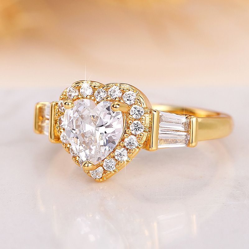 Cao Shi exaggerates heart-shaped, Valentine's Day proposal and engagement gift, super sparkling love zircon women's_voghion.com