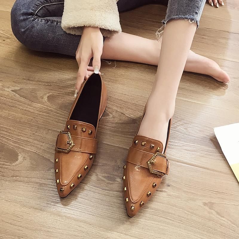 Single Shoe Spring 2025 New Item Pointed Toe Thick Heel Women's British Style Patent Small Leather Shoes Spring And_voghion.com