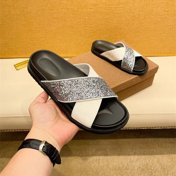 2025 Summer New Genuine Leather Outdoor Fashion Versatile Casual Flat Beach Slide Sandals_voghion.com