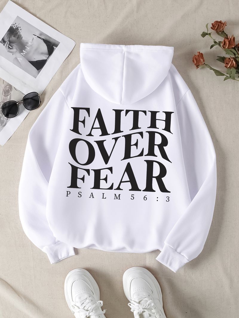 Felpa con cappuccio cristiana "Fede contro la paura" Felpa con cappuccio cristiana Felpa con cappuccio di Gesù Felpa con cappuccio alla moda Versetto della Bibbia Uomini e donne possono essere estetici 2024_voghion.com