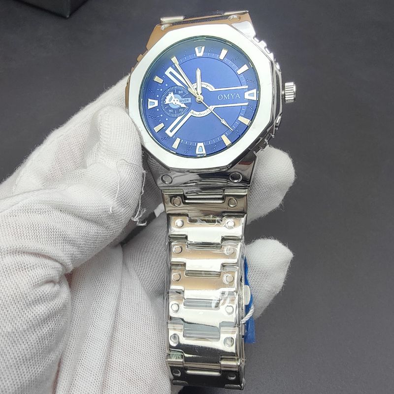 Geschenkbox Uhrenset Herren Quarz Wasserdicht Kalender Uhr Armband Stahlband_voghion.com