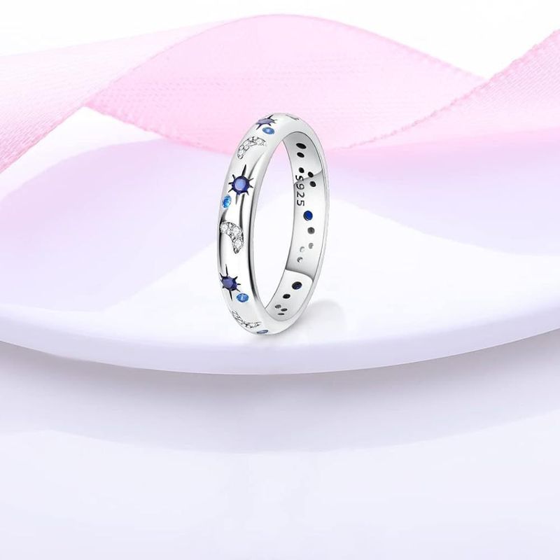 S925 Sterling Silver Kvinnlig Måne Stjärnhimmel Ljus nischdesign High End Designermodell_voghion.com