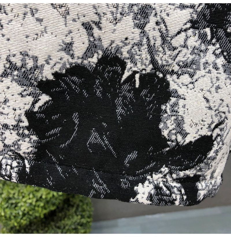 Pantaloncini stampati con schizzi di inchiostro di alta qualità per il marchio di moda, celebrità estiva di Internet e nuovi cinque quarti del 2025_voghion.com