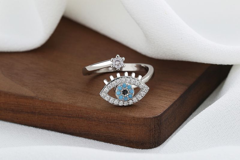 Foreign Trade European and American High-grade Sense Rotating Ring Relieving Pressure Copper Micro-inlaid Butterfly Flower Ring Rotating Ring_voghion.com