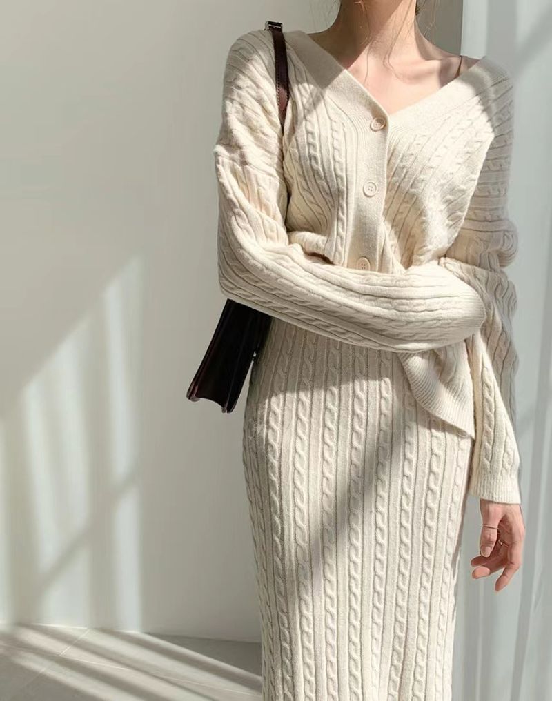 Dámské oblečení elegantní plátěný svetr s výstřihem do V + pouzdrová sukně s vysokým pasem_voghion.com