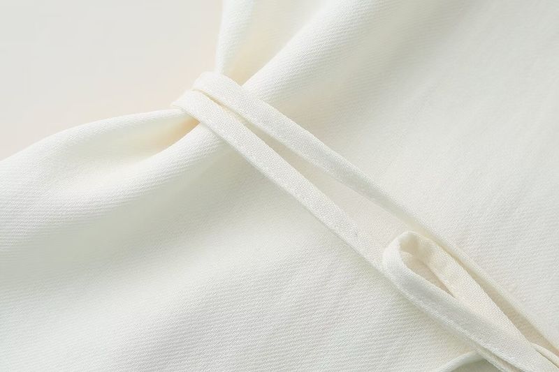 Abbigliamento da donna alla moda e versatile, gilet doppiopetto in misto lino con pantaloni a pieghe_voghion.com