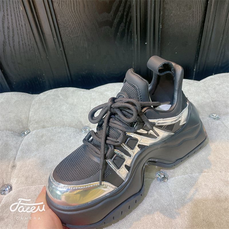 Scarpe casual da donna con punta tonda e lacci, con suola spessa, con aumento di altezza, autunno inverno 2025, nuove_voghion.com