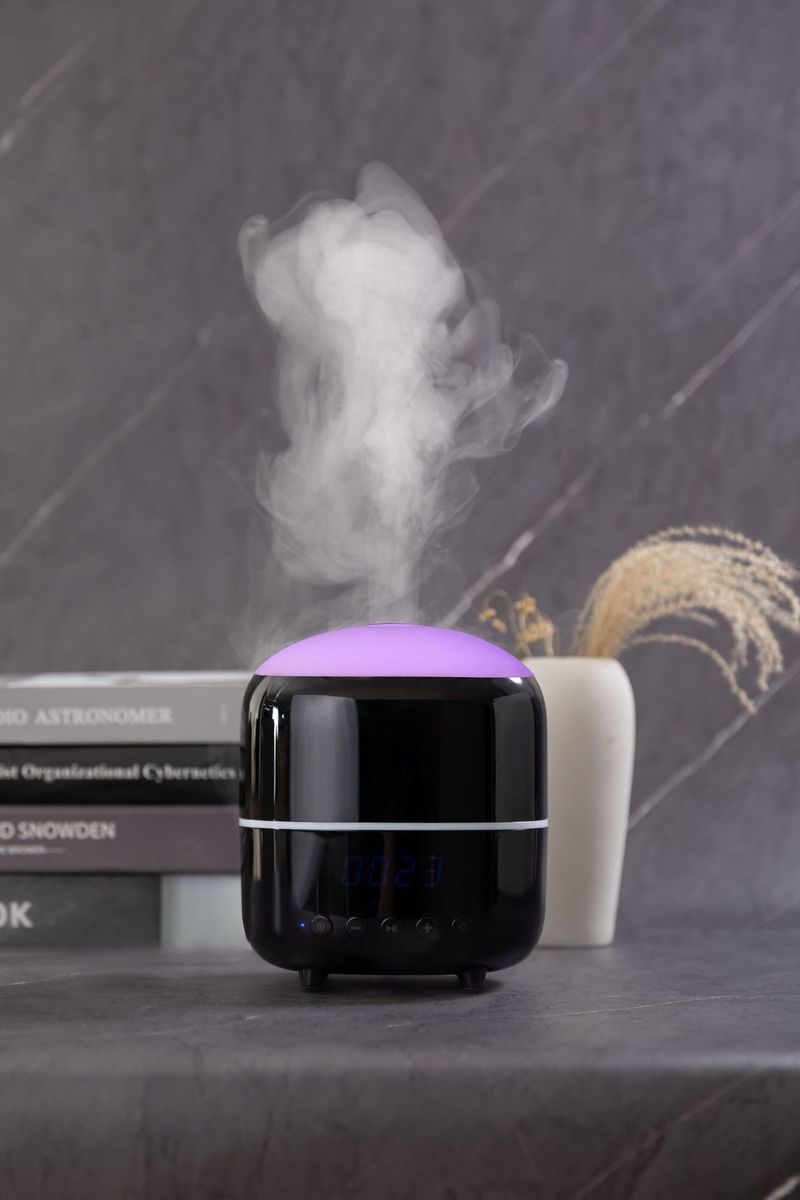 Ultrasonic Aroma Diffuser With Bluetooth Speaker, LED Clock & Night Light, 500ml Humidifier For Home Office Bedroom, Auto Shut-Off_voghion.com