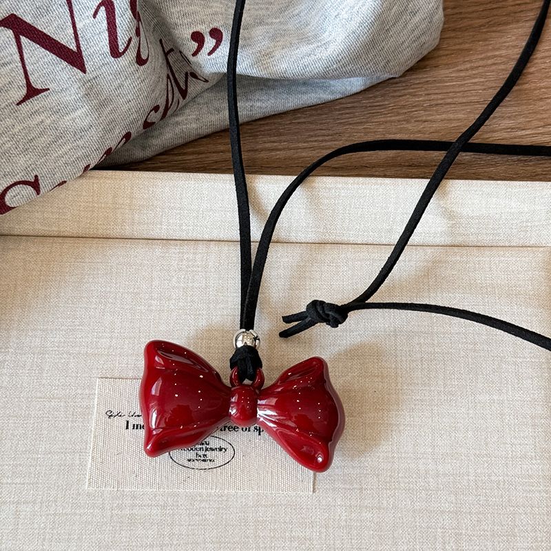 Collana con cuore e fiocco rosso Ancora per donna, accessorio girocollo lungo in corda nera di alta qualità, design di nicchia, catena per maglione_voghion.com