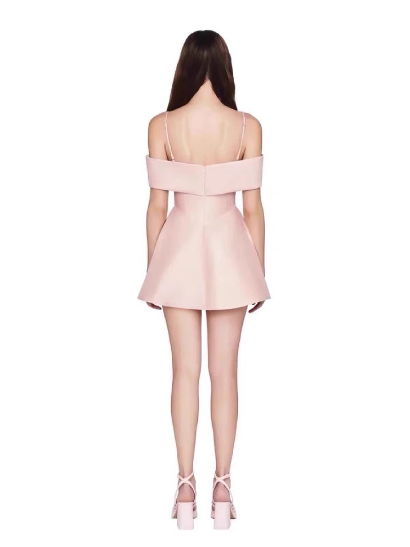 Miniabito estivo con farfalla 3D e top a tubino con reggicalze - Stile gonna a trapezio_voghion.com