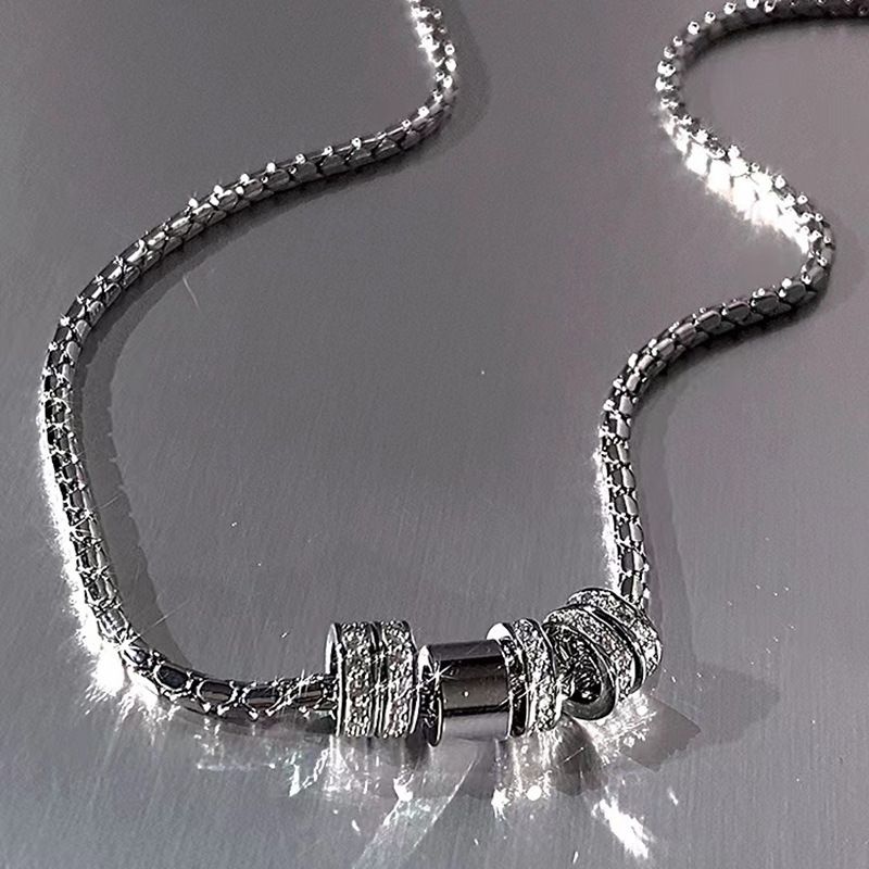 Titanium Steel Necklace With Round Ring Pendant: Light Luxury Niche Style_voghion.com