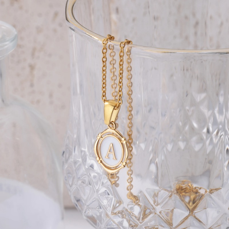 Mode Initial Emaille Witte A-Z Letter Ketting voor Vrouwen Goudkleurige Alfabet Hanger Ketting Roestvrijstalen Ketting Sieraden Cadeau_voghion.com