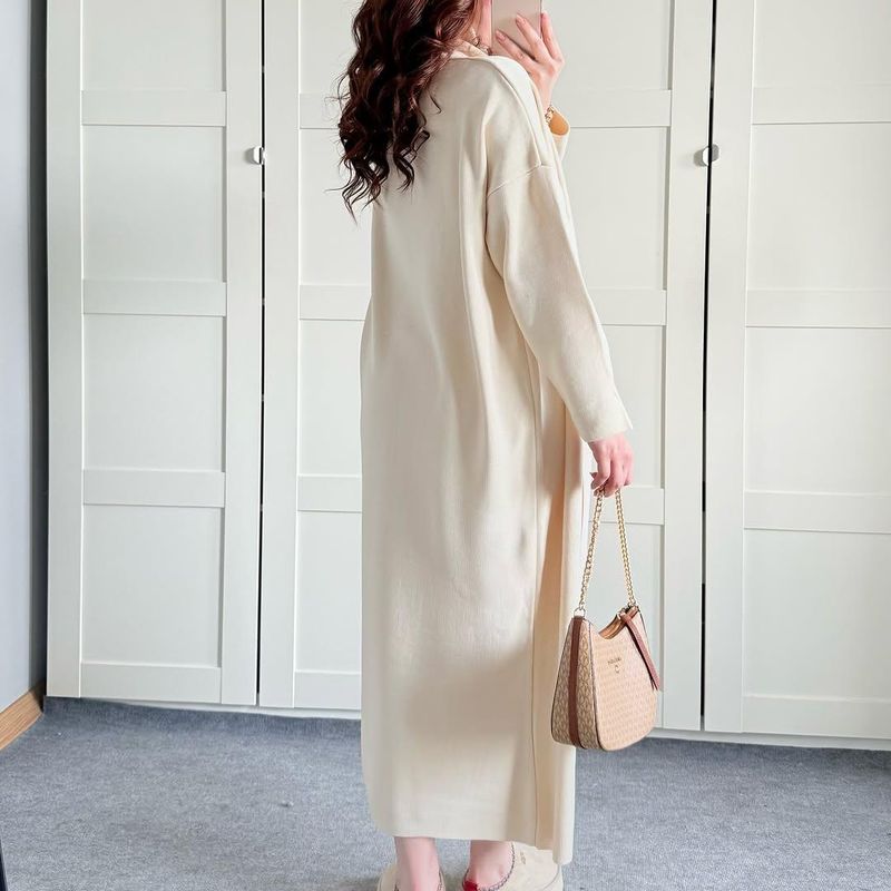 Abbigliamento da donna Elegante abito in maglia aderente con collo alto e cardigan per donna - Completo dolcevita a maniche lunghe per autunno inverno in marrone e beige_voghion.com
