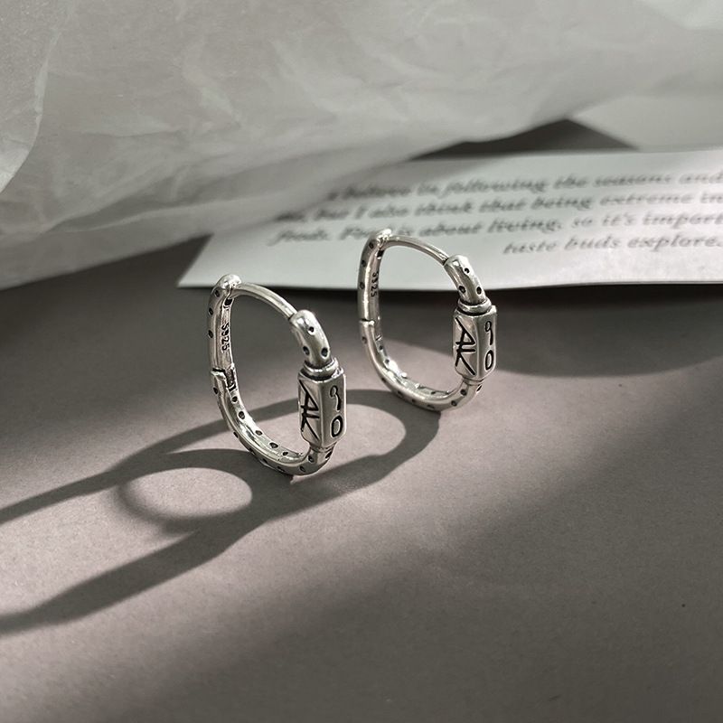 Orecchini a cerchio placcati in argento a forma di U con graffiti per le donne, personalità alla moda, temperamento hip-hop, orecchini creativi_voghion.com