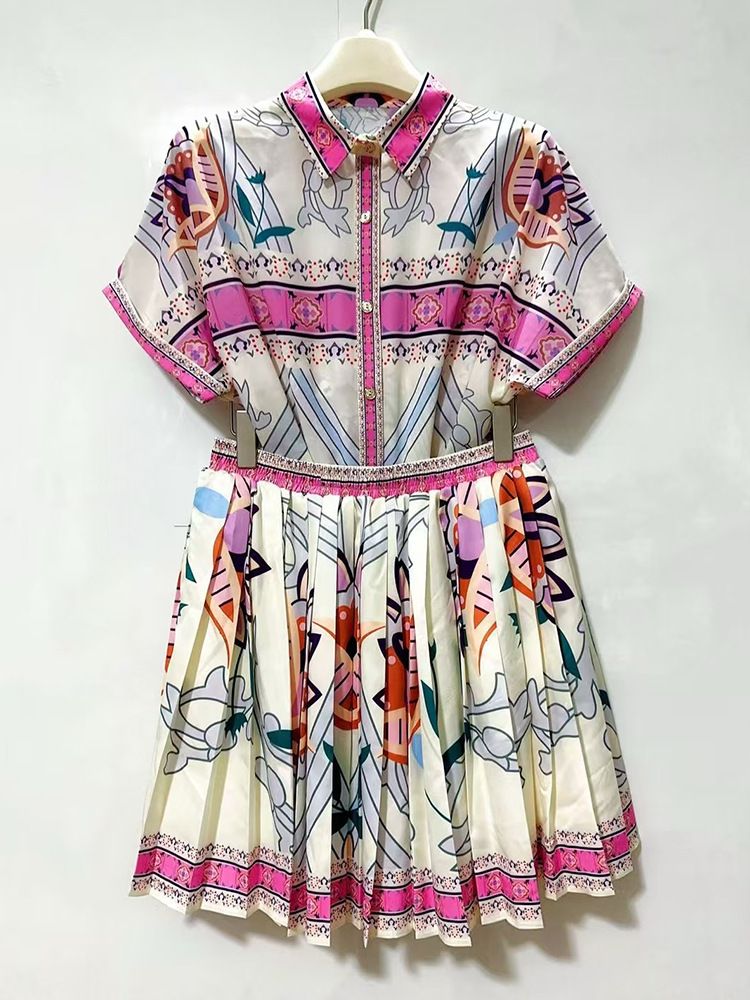 Ensemble deux pièces pour femme, chemise à manches imprimées à positionnement géométrique et jupe courte ample, 2025_voghion.com