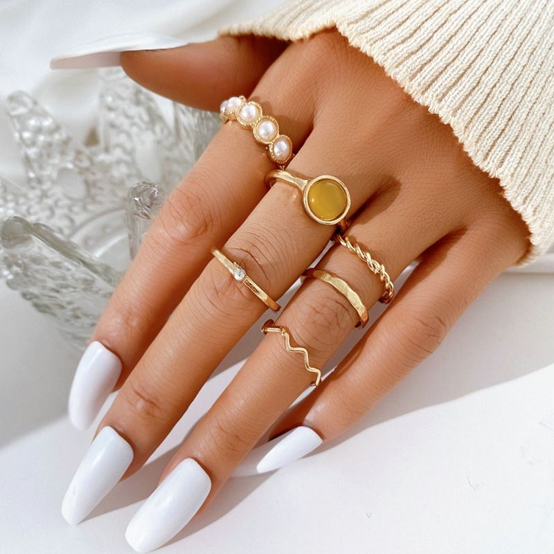 Ready Stock 8 Teil/Set Retro Böhmen Kreis Zirkon Perle Set für Frauen Elegante Vintage Herz Stern Geometrische Ring Modeschmuck_voghion.com