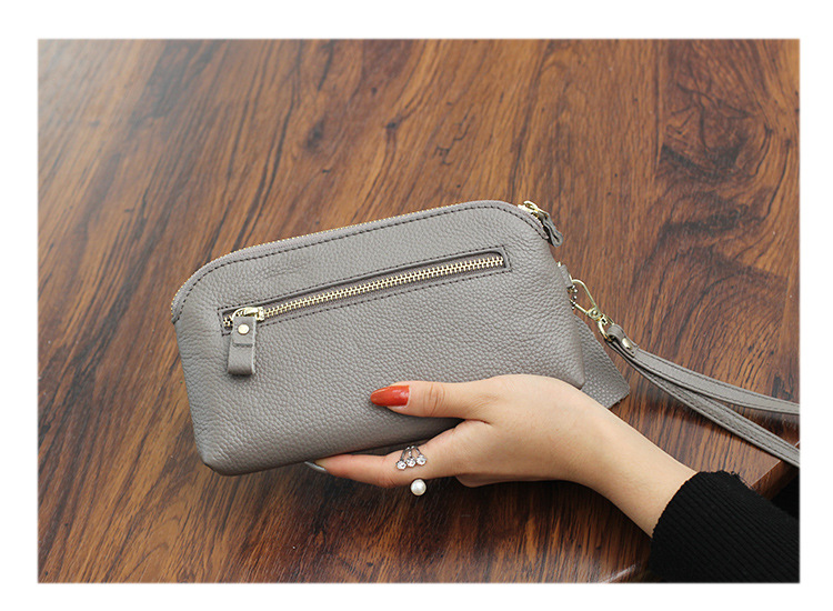 2023 Pochette in pelle con hardware squisito ape europea e americana Pochette da donna casual a grande capacità Portafoglio a mano_voghion.com
