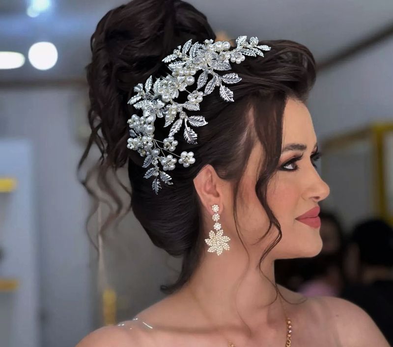 Νέα νυφική χτένα κεφαλής Χειροποίητα αξεσουάρ μαλλιών σε σχήμα φύλλου με χάντρες Αξεσουάρ μαλλιών για νυφικό_voghion.com