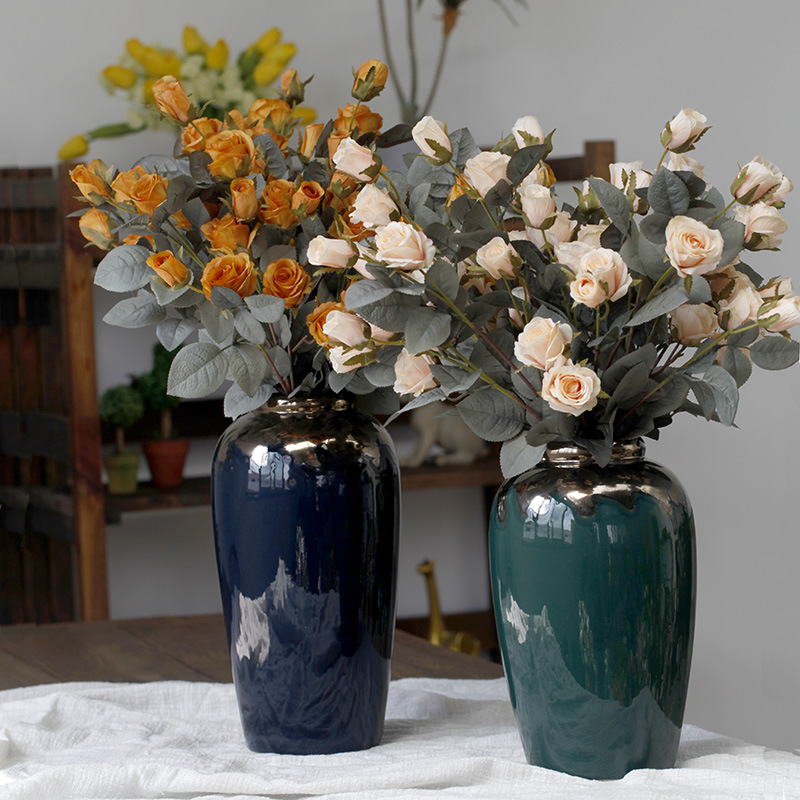 Amerikanesch Europäesch Retro Land 7 Rosen Kënschtlech Blummen Seideblummen Hochzäitsdekoratioun Heemdekoratioun Blummen Kënschtlech Blummen_voghion.com