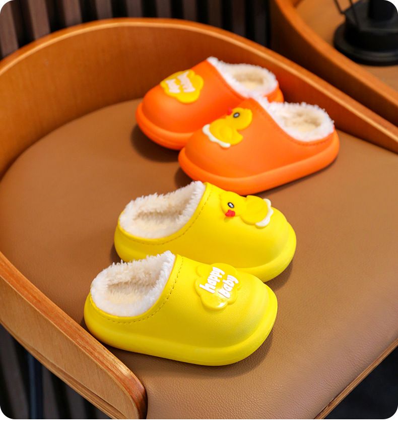 Pantofole per bambini, scarpe in pelliccia con cartoni animati autunnali e invernali per ragazzi e ragazze, puntali per bambini di medie e grandi dimensioni, anticollisione e_voghion.com