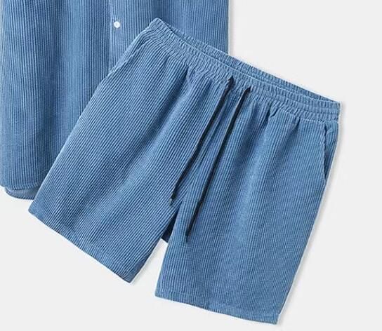 Herren-Set aus Cord mit kurzen Ärmeln, Hemd und Shorts – lässiges Sommeroutfit, entspannter Schnitt, einfarbig, zweiteiliger Lounge-Anzug, leicht_voghion.com