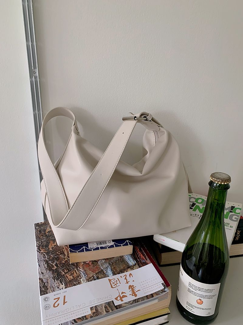 Taschen, Pendler, Freizeit, modische und minimalistische Sommer-Umhängetasche für Mädchen mit großem Fassungsvermögen für berufstätige Frauen 2024_voghion.com