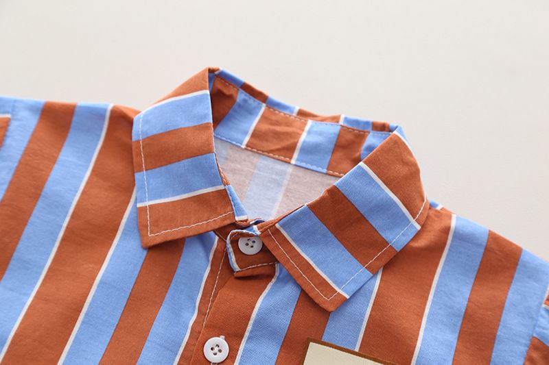 Ensemble deux pièces chemise verticale à manches courtes et short en denim fin pour bébé garçon, nouvelle collection été 2024_voghion.com