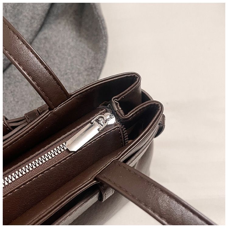 Tote Strukturierte Lässige Vielseitige Gürtelschnalle Schulter Nischendesign Pendlertasche_voghion.com