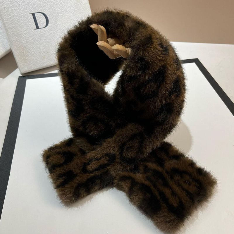 Winter Paris VSL Fashion Leopard Print Collar Korean HyunA Style Warm Mink Fur Scarf_voghion.com