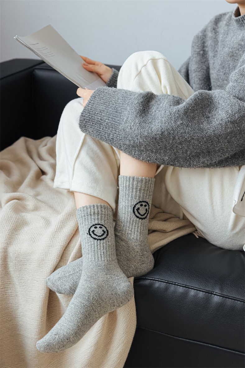 2 pezzi autunno e inverno nuovi calzini di lana caldi e spessi semplici tinta unita elastico alto Smig Face INS alla moda lunghezza media_voghion.com