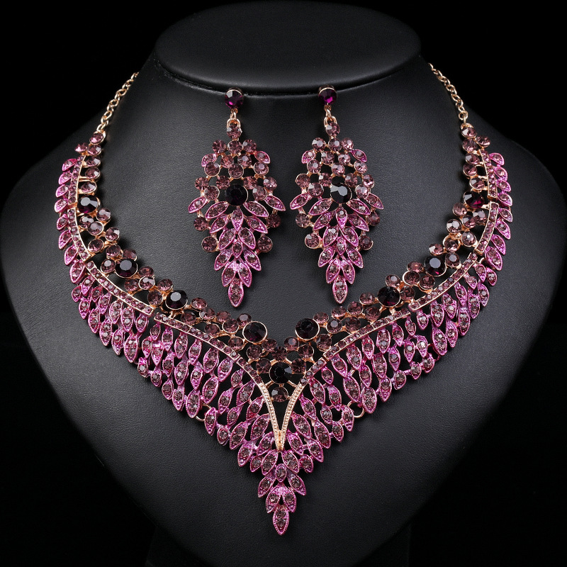 A necklace earring set exaggerated and exquisite design, a banquet dress with colorful oil drops_voghion.com