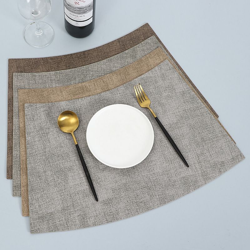 Set de table en cuir et tissu en forme d'éventail, double face, résistant à l'huile et à l'eau, isolant, pour table ronde d'hôtel, style occidental_voghion.com