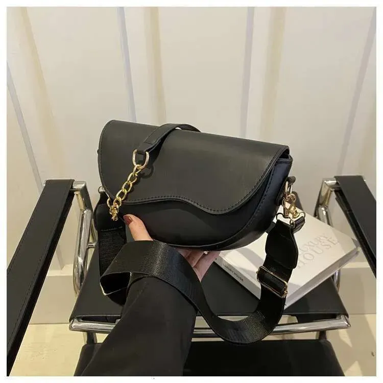 Piccola borsa a tracolla da donna, con tracolla a catena estiva, in pelle PU, regalo per festival_voghion.com