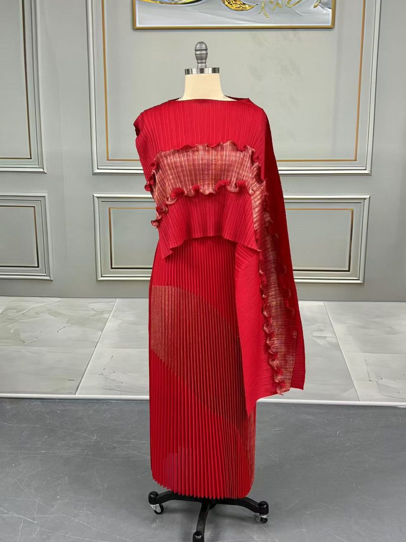 Fashion Suit Women's Long Skirt Pleated Skirt Irregular Splicing Top Two Piece Set_voghion.com