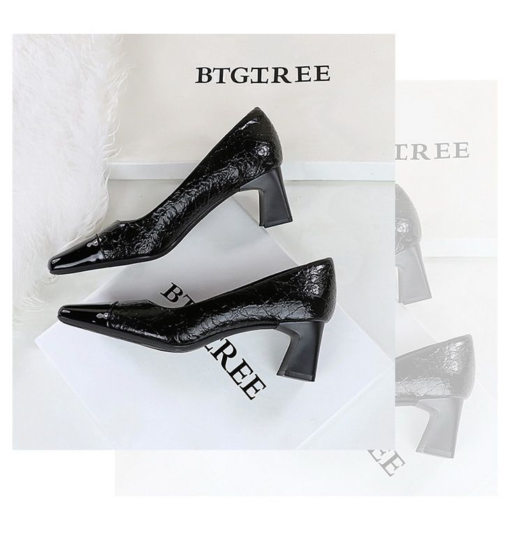 5299 Koreanische Version Bankett Damenschuhe Mary Jane Cracked Splicing Pendeln High Heels Mitteldicker Absatz Square Toe_voghion.com
