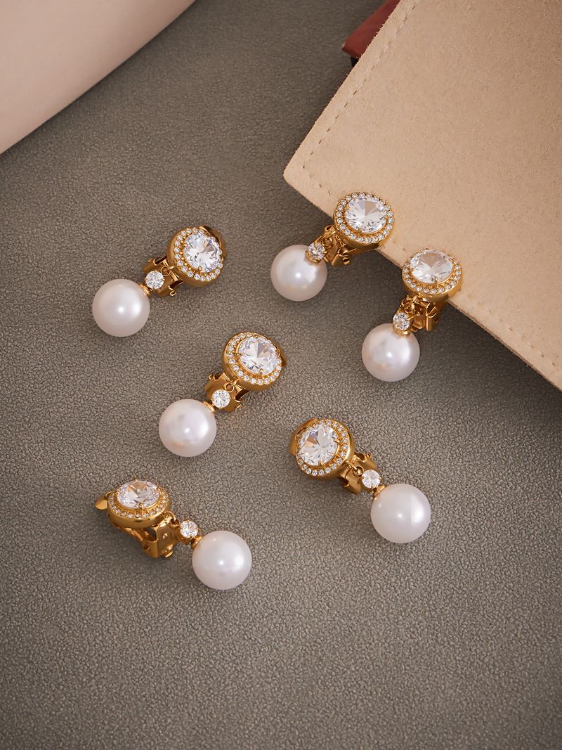 Elegant Retro Shell Bead Micro Diamond Zircon Ear Clip With Square Sugar, Simple Temperament, Light Luxury, Women Without Ear Holes Can Wear_voghion.com