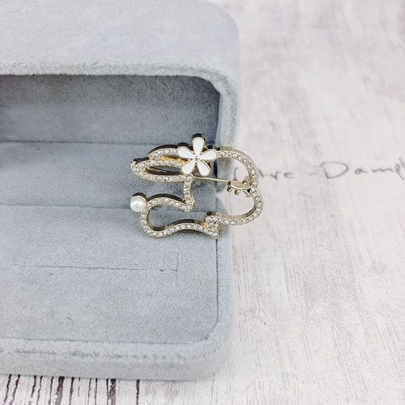 Niedliche Kaninchen-Brosche, kleines Tier, für Damen, dekorative Kleidung, Hut, Tasche, Mantel, Kragennadel, Pullover, Accessoire_voghion.com