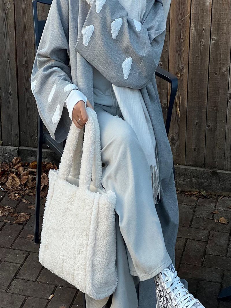Robe cardigan élégante avec broderie de nuages, mode dubaï turquie_voghion.com