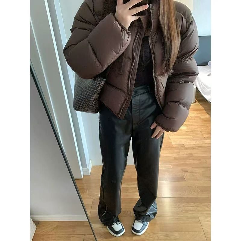 Chaqueta acolchada de invierno para mujer con estampado 3D: elegante abrigo corto, cálido relleno de poliéster y algodón, corte holgado, cuello alto (negro/marrón)_voghion.com